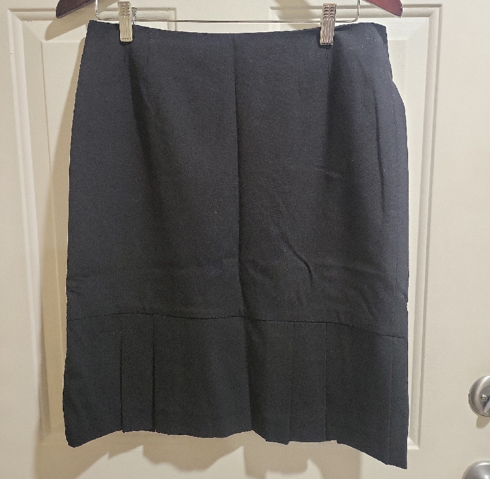 Semantiks Gray Pleated Pencil Skirt Knee-Length